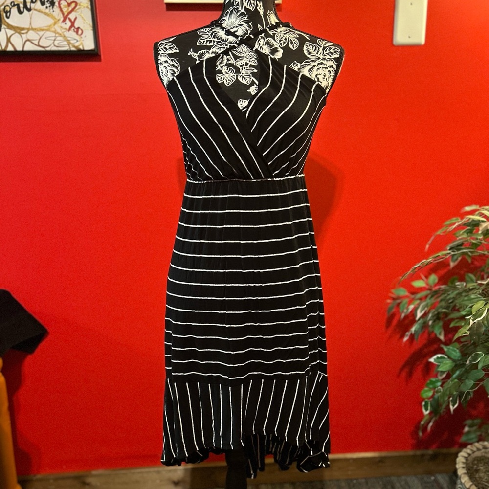 VANITY size M. Spaghetti strap.